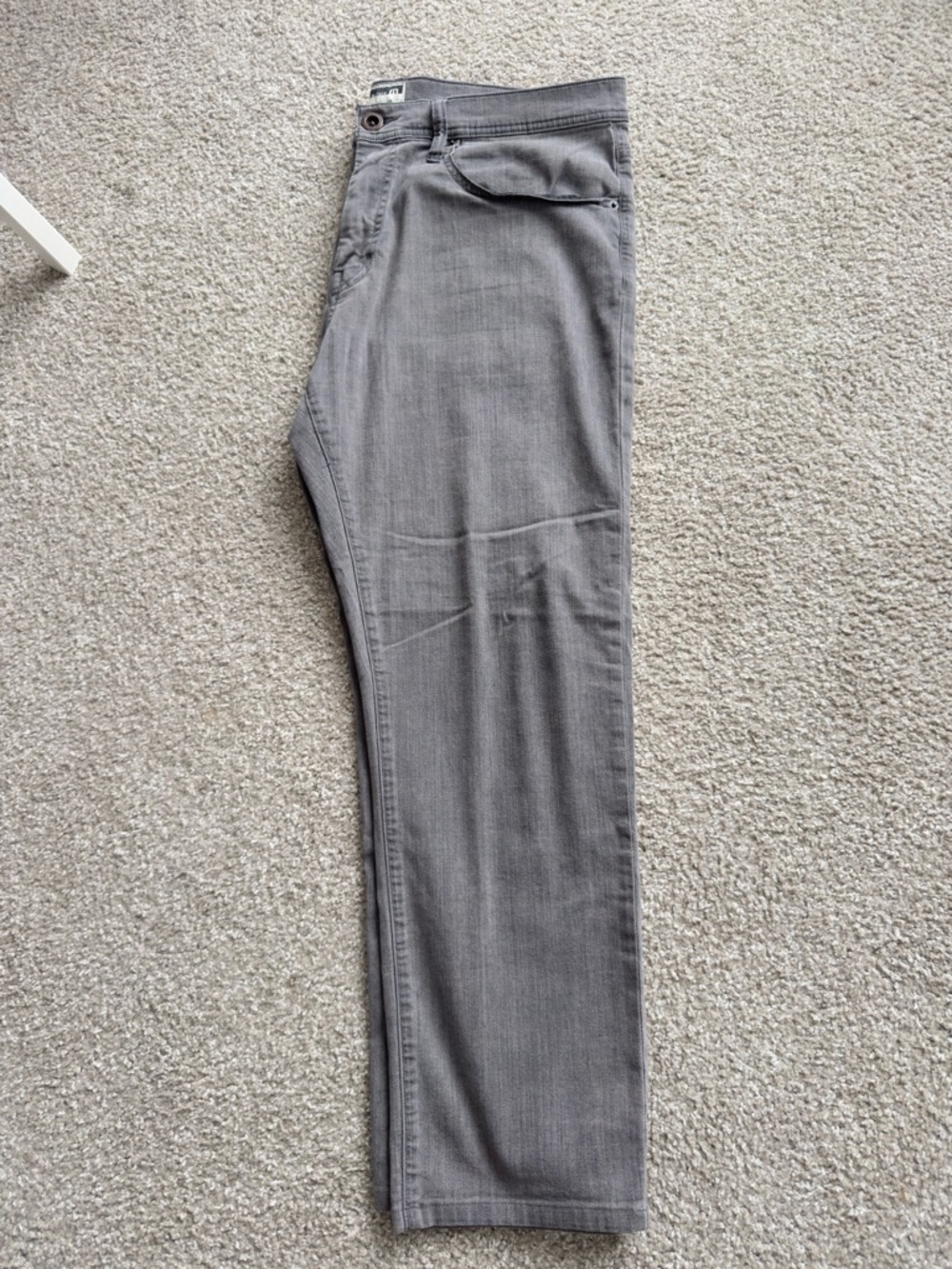 Travis Mathew Men's Gray Slim Jeans